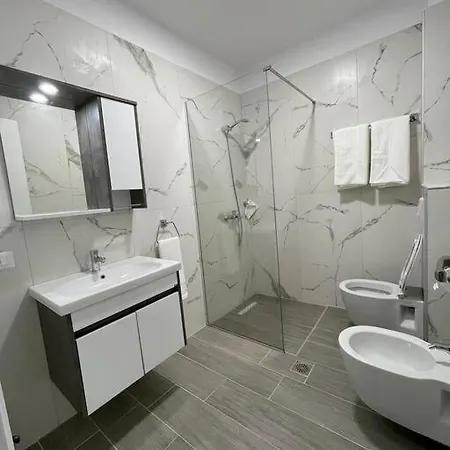 Melody Apartment In Korce Exterior photo