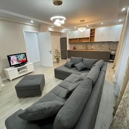 Melody Apartment In Korce Exterior photo