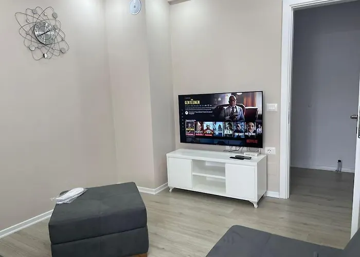 Melody Apartment In Korce
